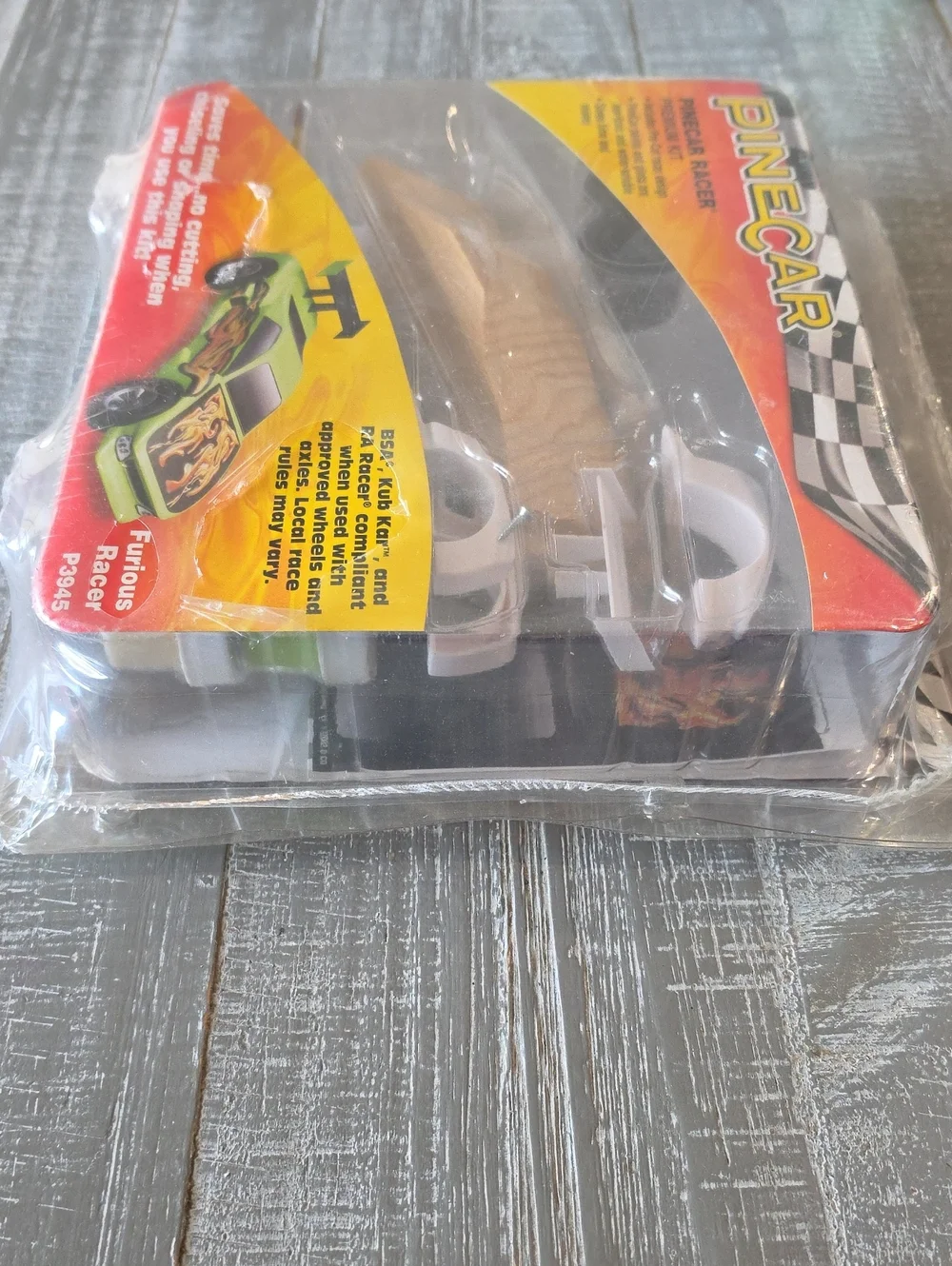 PineCar Furious Racer Premium Kit (Model P3945), Boy Scouts & Kub Kar Compliant